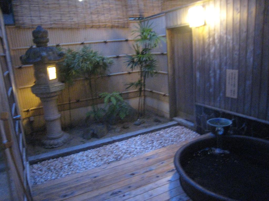 Utsumionsen Ichizu Hotel Aichi Buitenkant foto