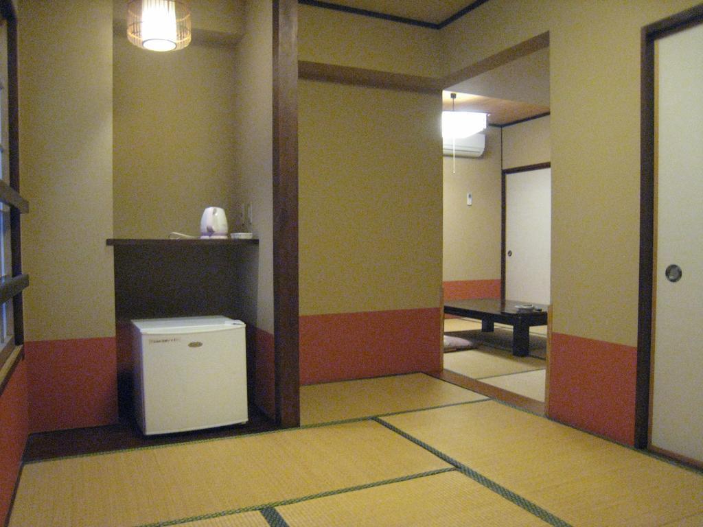 Utsumionsen Ichizu Hotel Aichi Buitenkant foto