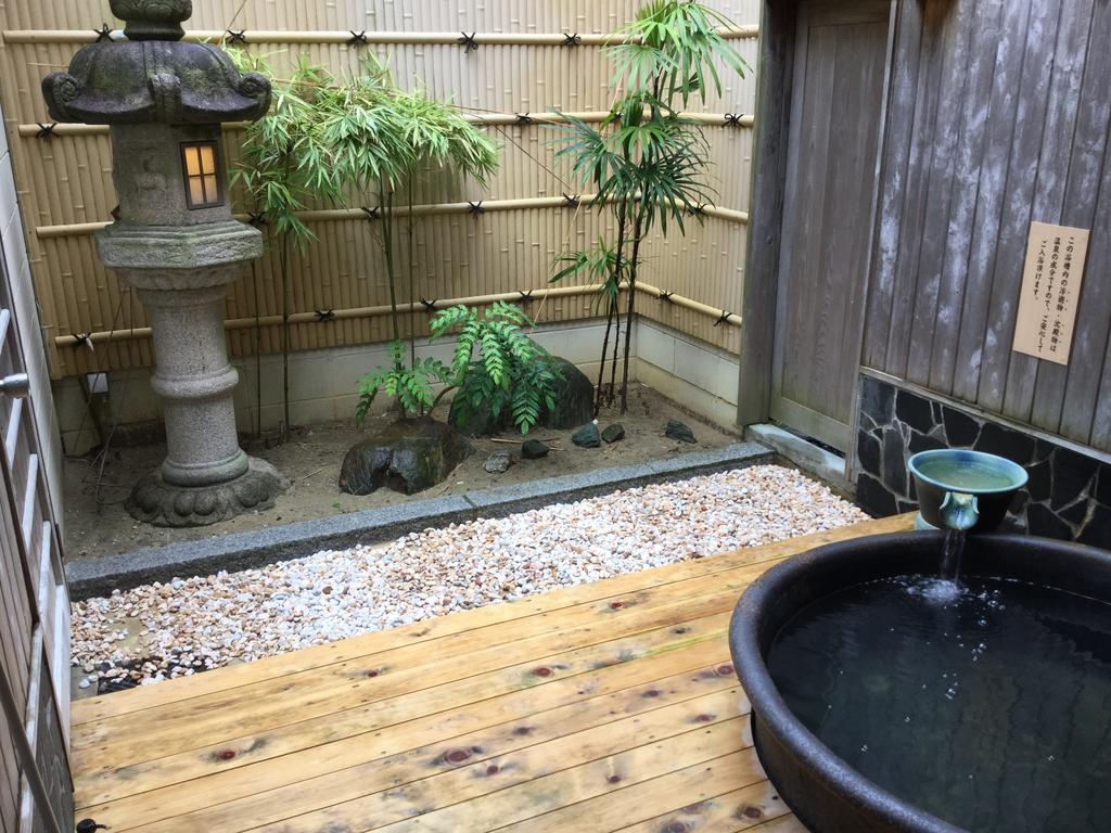 Utsumionsen Ichizu Hotel Aichi Buitenkant foto